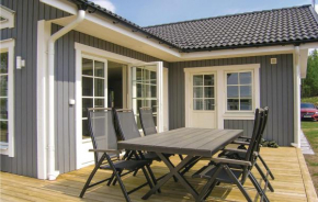 Three-Bedroom Holiday Home in Bolmso